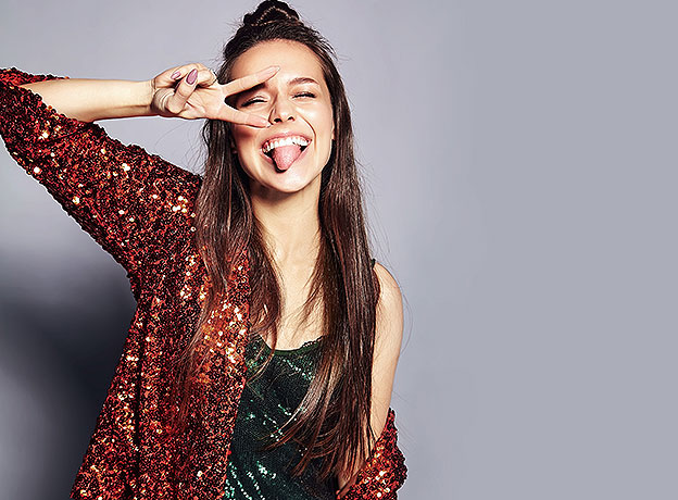 Блестящее вечернее платье