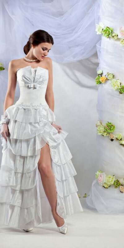 Прямое свадебное платье Астра