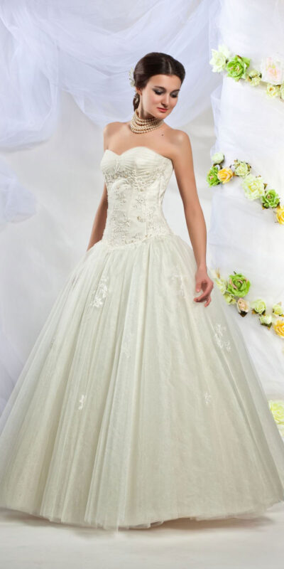 Пышное свадебное платье GoldieBW