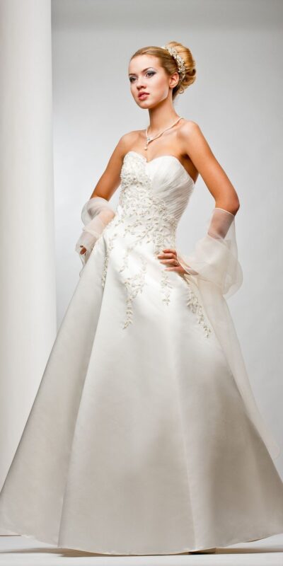 Свадебное платье А-силуэта Кира