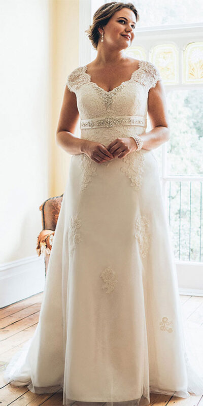 Свадебные платья больших размеров