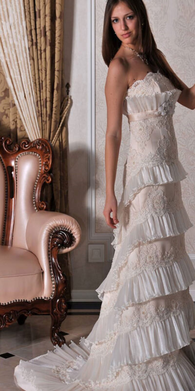 Прямое свадебное платье Виталина